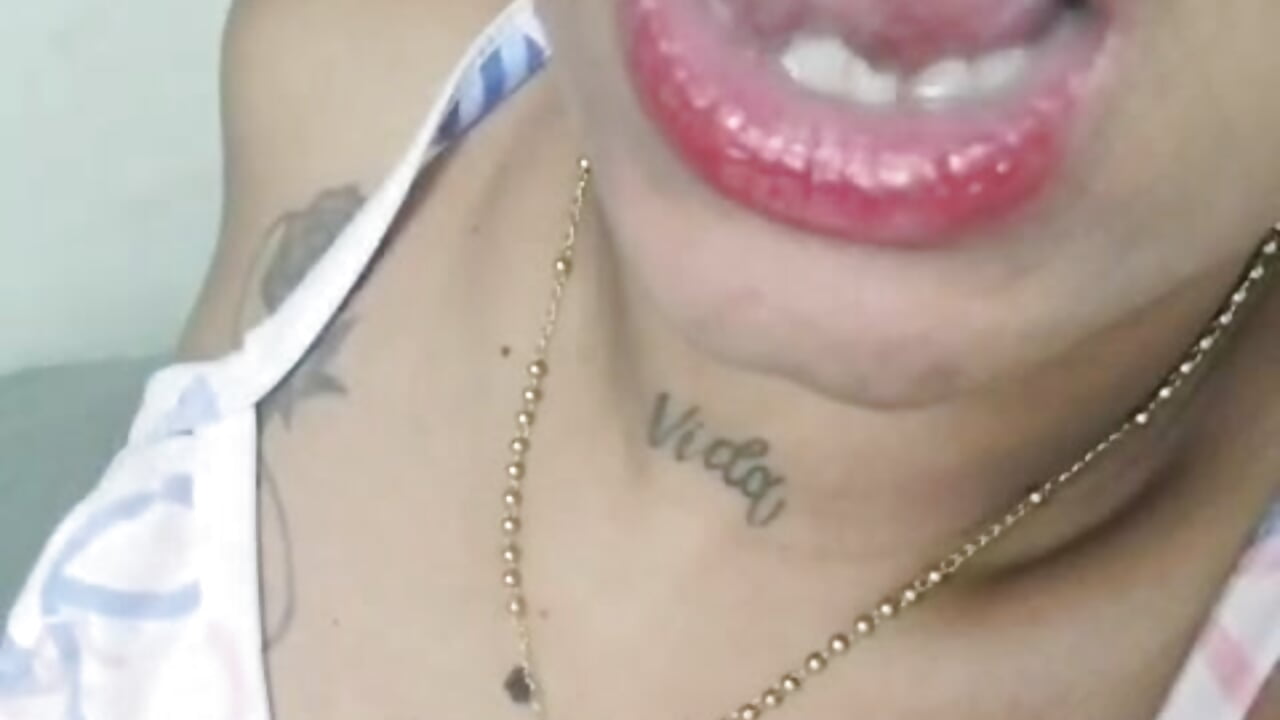 Video de WhatsApp 2025-04-13 a las 14,17,24_129c539e - video di Safirolova modella di cam