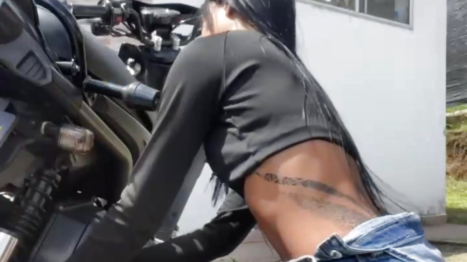 a day of mechanics  🤭 - video by Juliana_Xander cam model