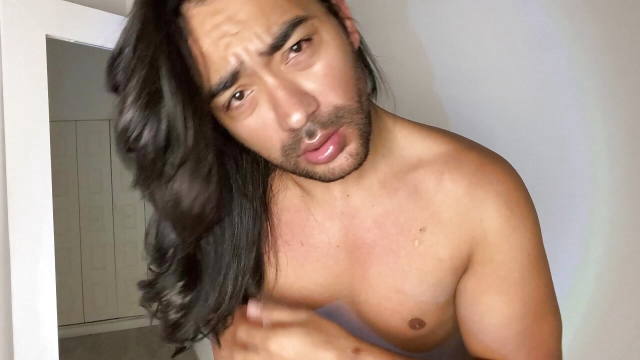 Can I give you a blowjob? - video by Noahreed_ cam model