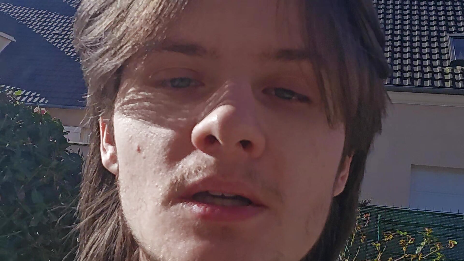 1000004290 - video di youlupo modella di cam