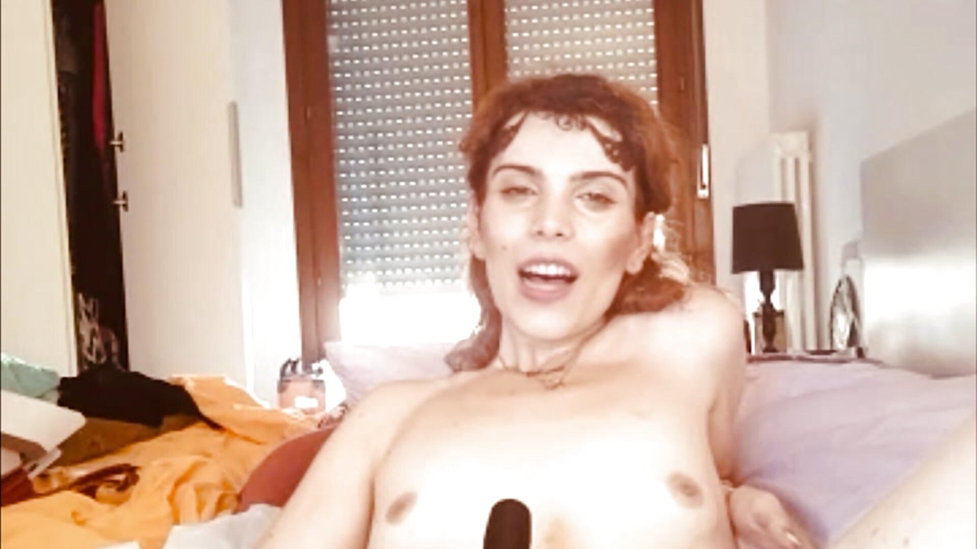 my very wet pussy during an orgasm with my face 🍑💜💦 - clip cu Regine_5 model videochat