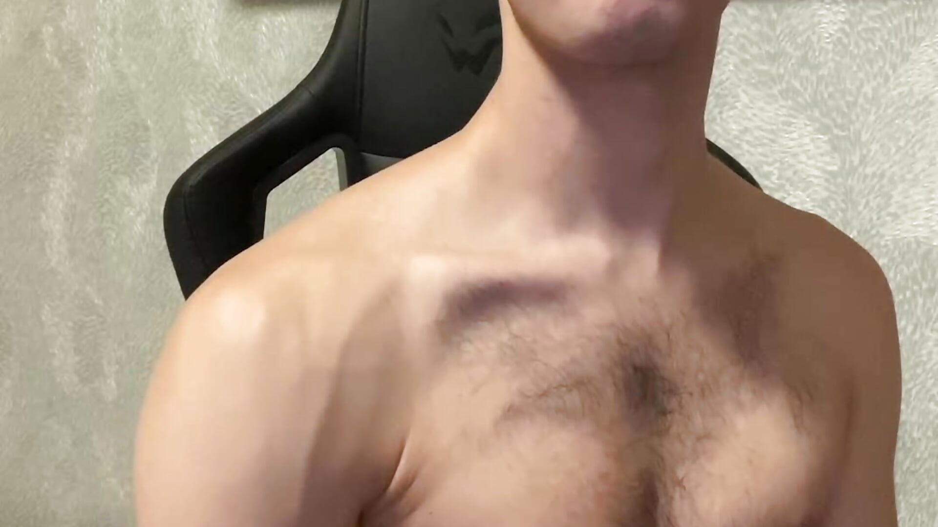 Gym time! Let's get pumped a bit! :p - vidéo du modèle de showcams elliot_scott