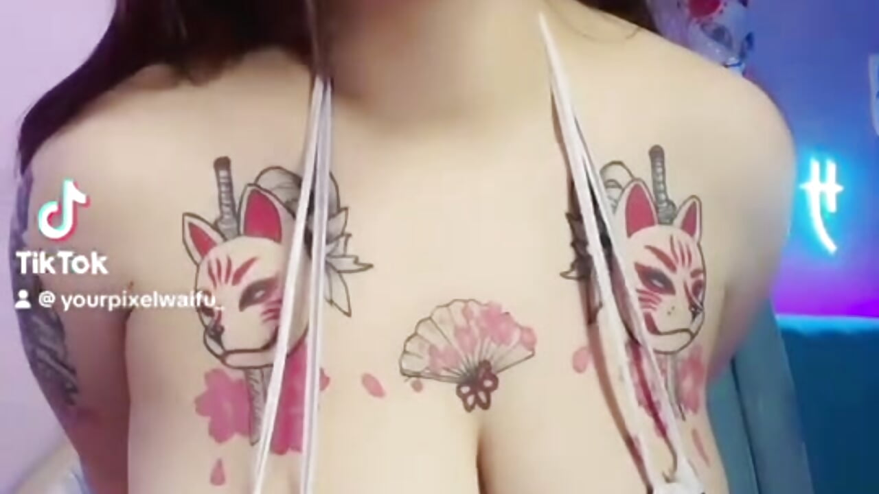 Mega milk! - video by AlyssaRomanova cam model