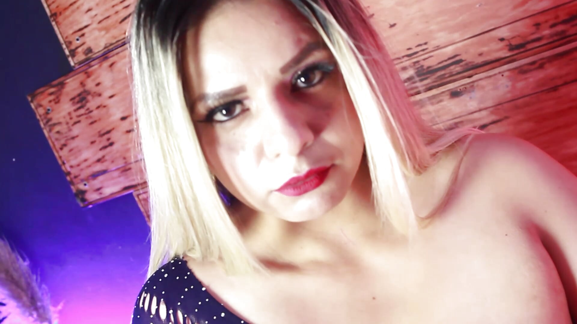 Teasing 🥵 – video modela na kameri kathaleyagrayy