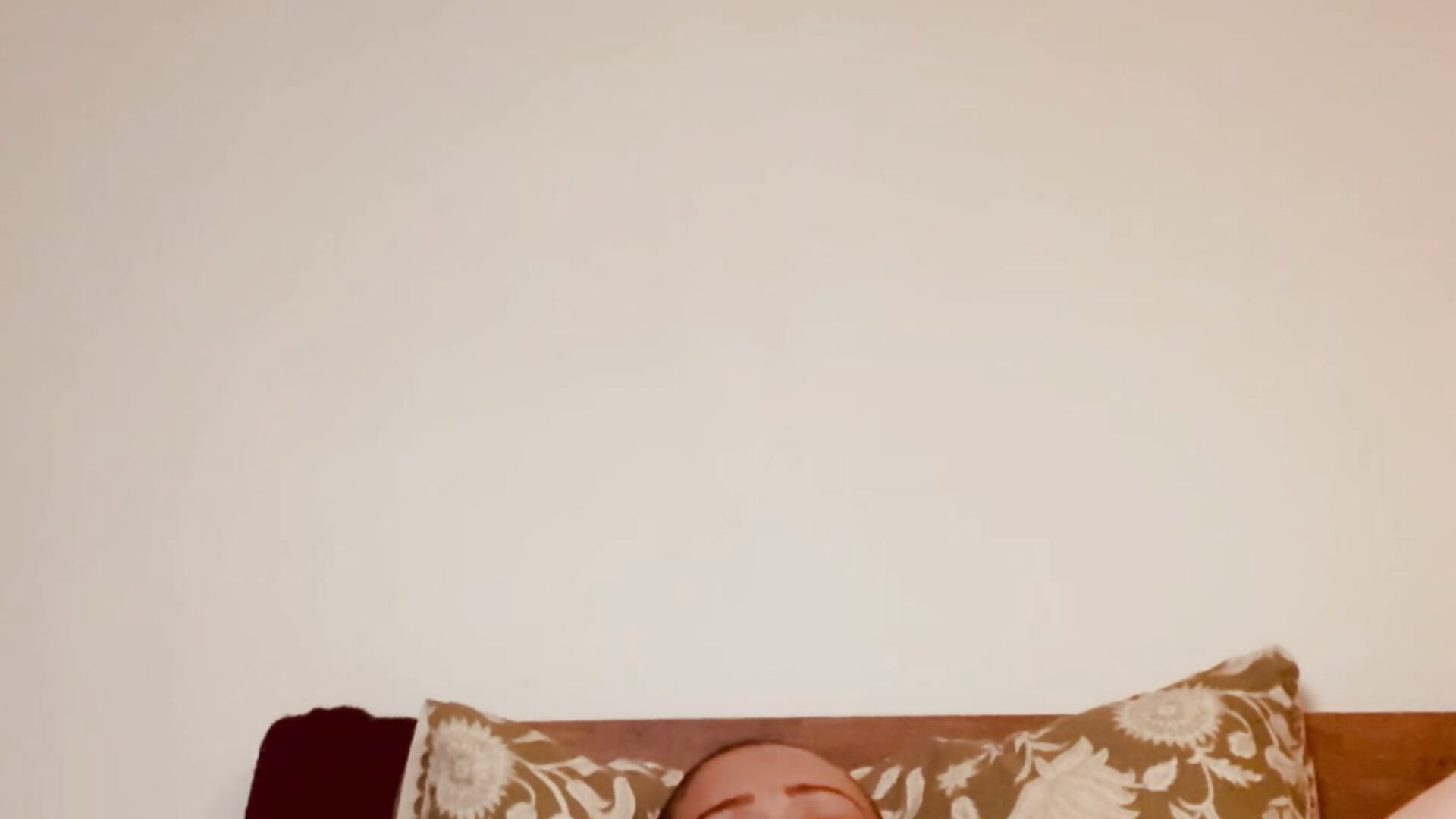 😍💦soaking wet, creamy BBC play n lick dildo clean - vídeo de la modelo de cam FieryAutumn_25X