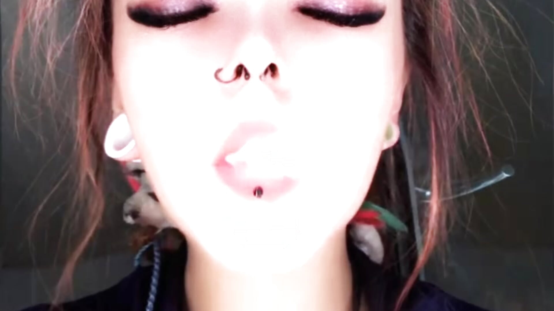 Piercings :p - video 666lina420 kameramallilta