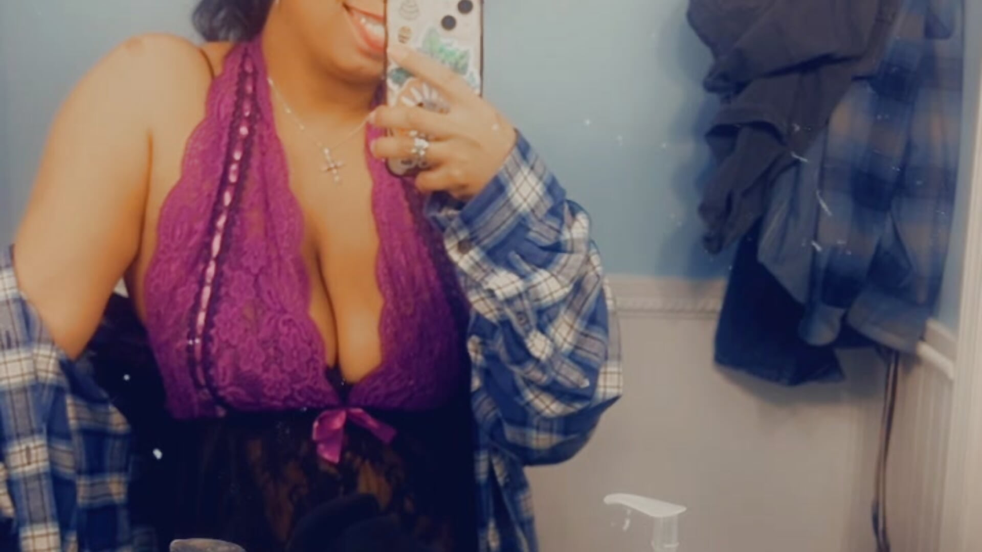 ☔️☔️☔️ - video by honeycombhalo cam model