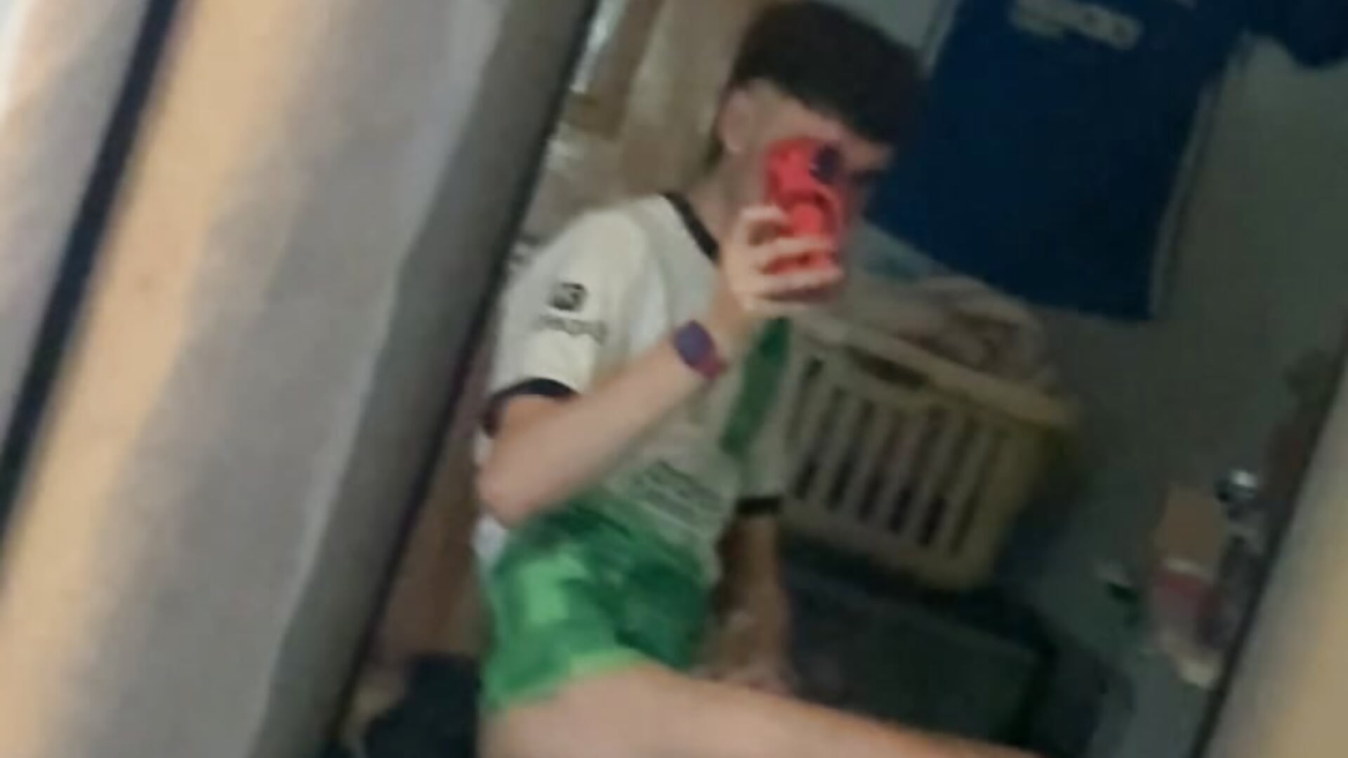 Randomly getting hard bro ✊🏻💦 - vidéo du modèle de showcams funlad245