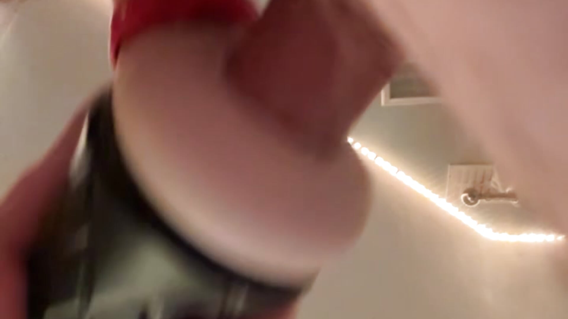 Letting my fleshlight do the magic ✊🏻💦
