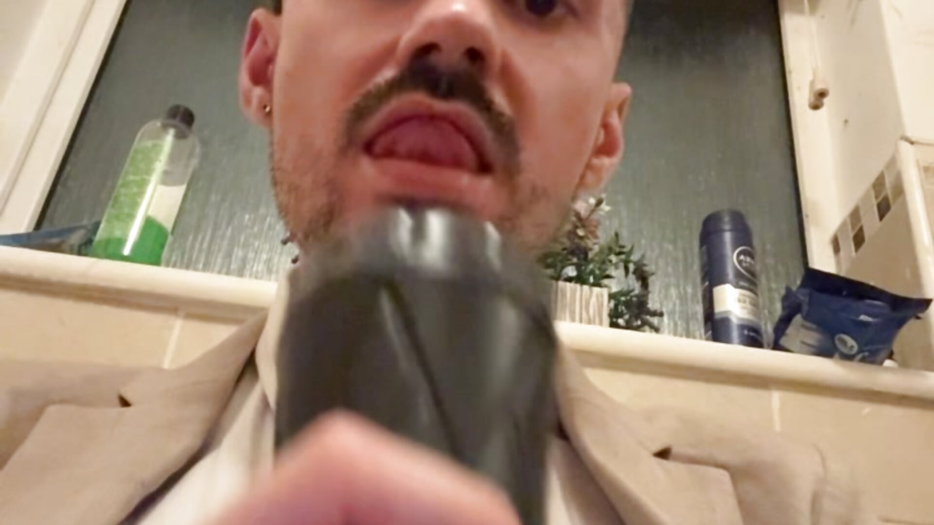 My fleshlight was doing a great job on my dick on the toilet in my suit‼️😈.. - video by funlad245 cam model