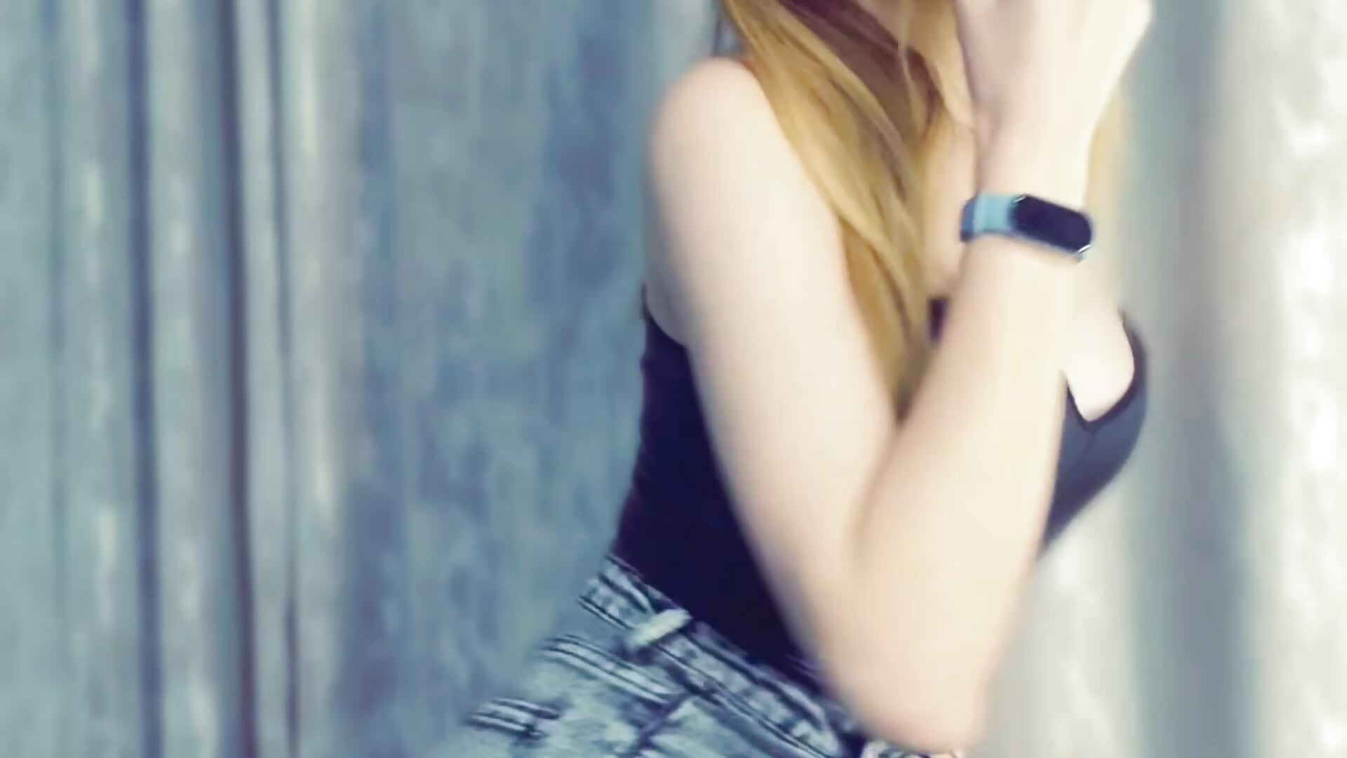 😻 – video od webkamerové modelky YungTessa