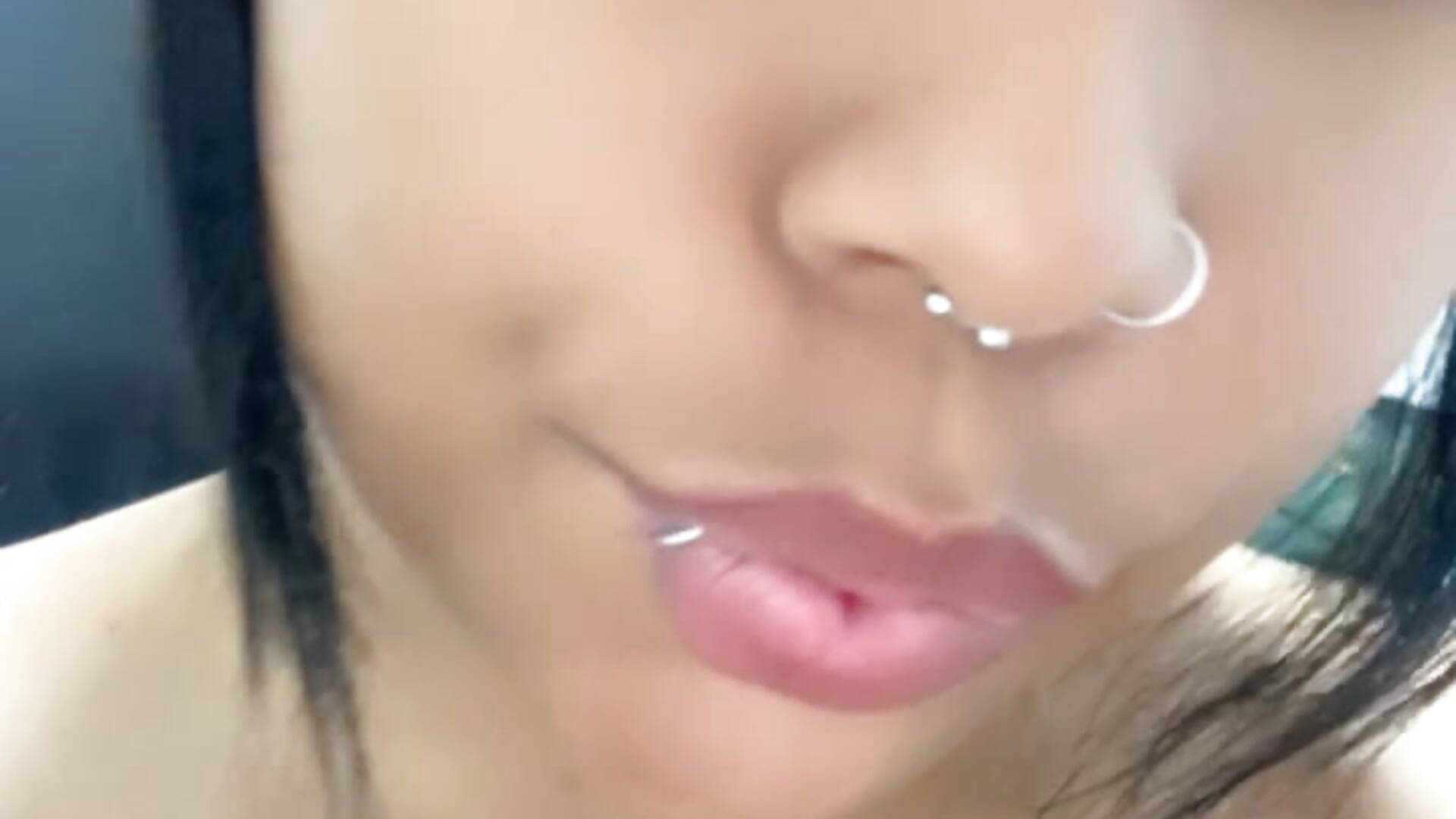 My piercings - video của người mẫu cam Danshii