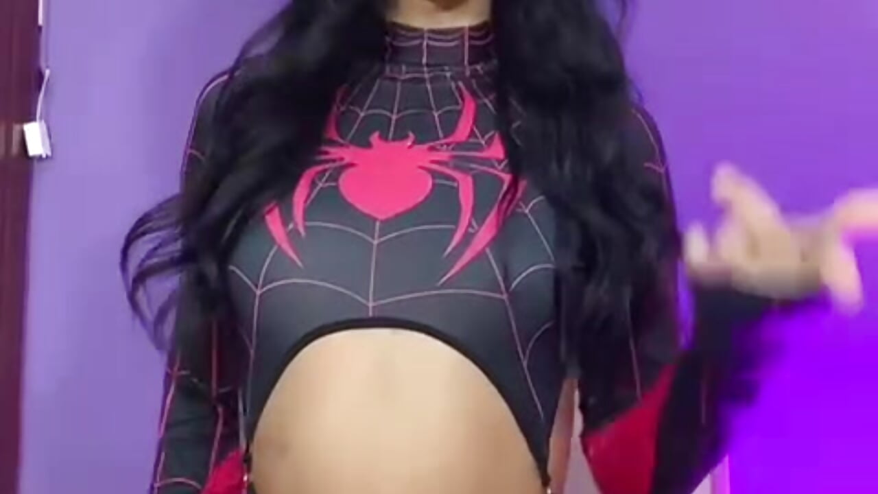 2 – video od webkamerové modelky Valentina_Horny777