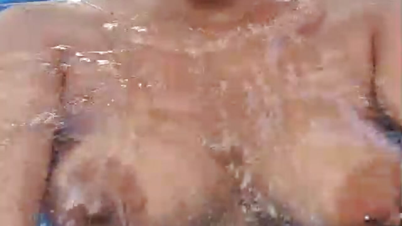 come here 🙈💦 - video di _Yesica_ modella di cam