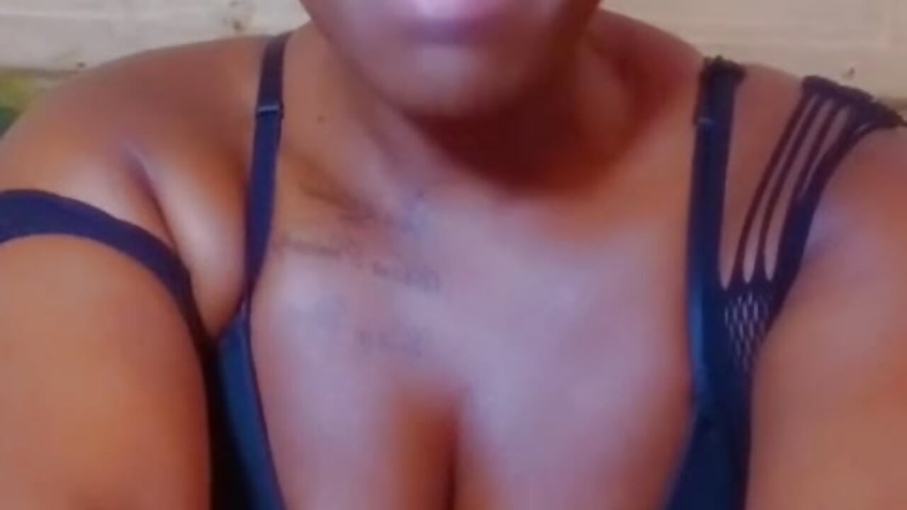 We are back me and my toys - video của người mẫu cam LactatingSeductiveEbony