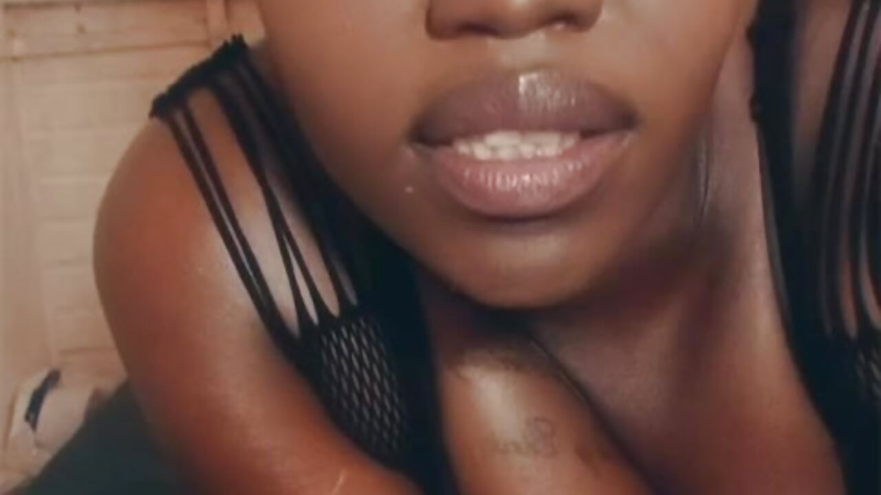 I am back - video của người mẫu cam LactatingSeductiveEbony