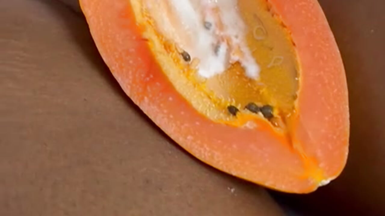 Want to eat my papaya? - video by Agatha-Adams cam model