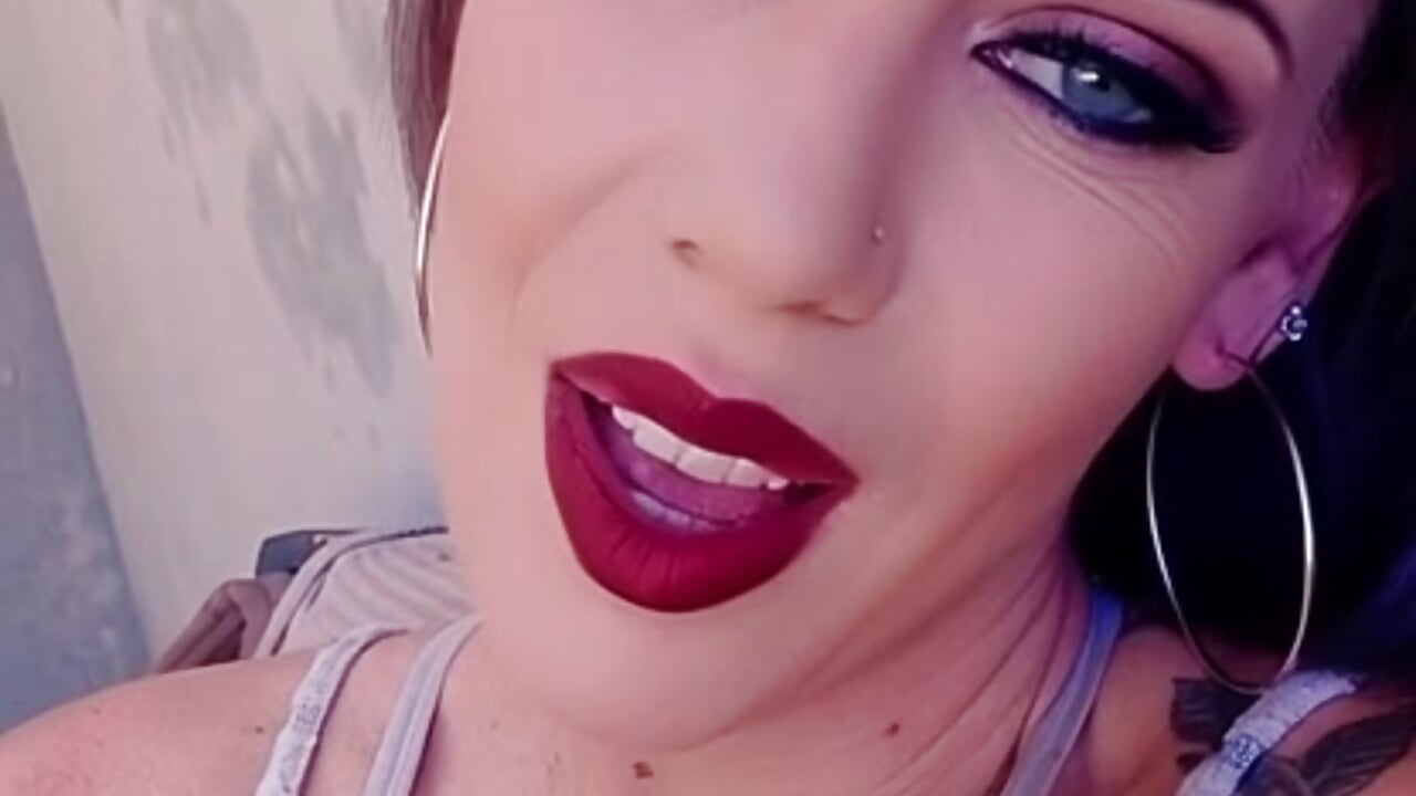 💋💋💋 - video di Juicy_Lucy modella di cam