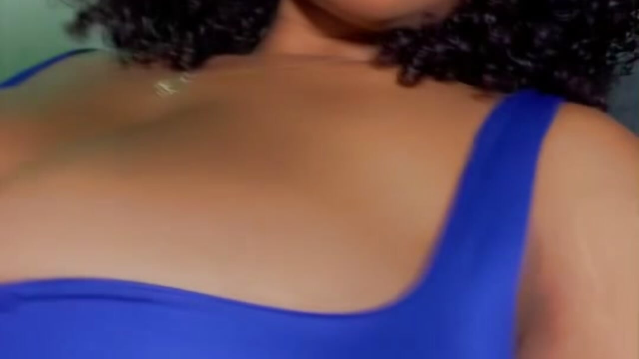 my sexy boobos - video by Dyan_adams cam model