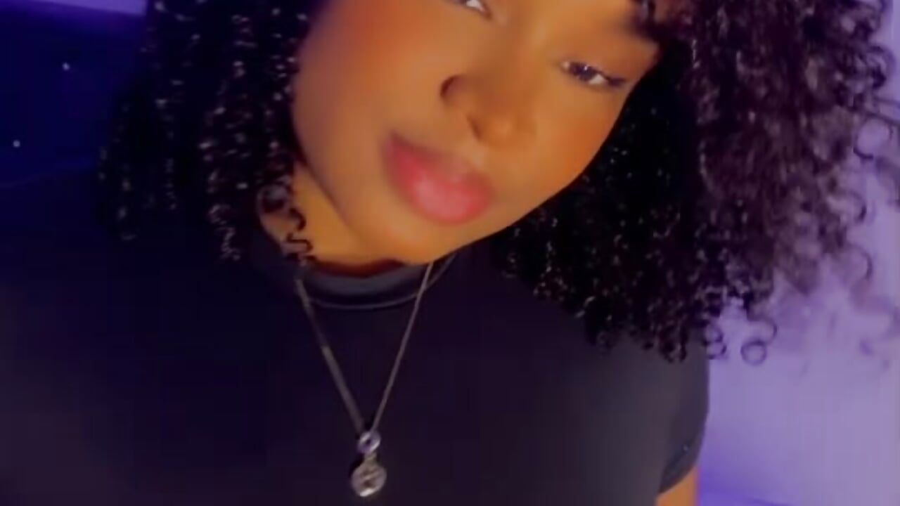 😏😏 - video by Dyan_adams cam model