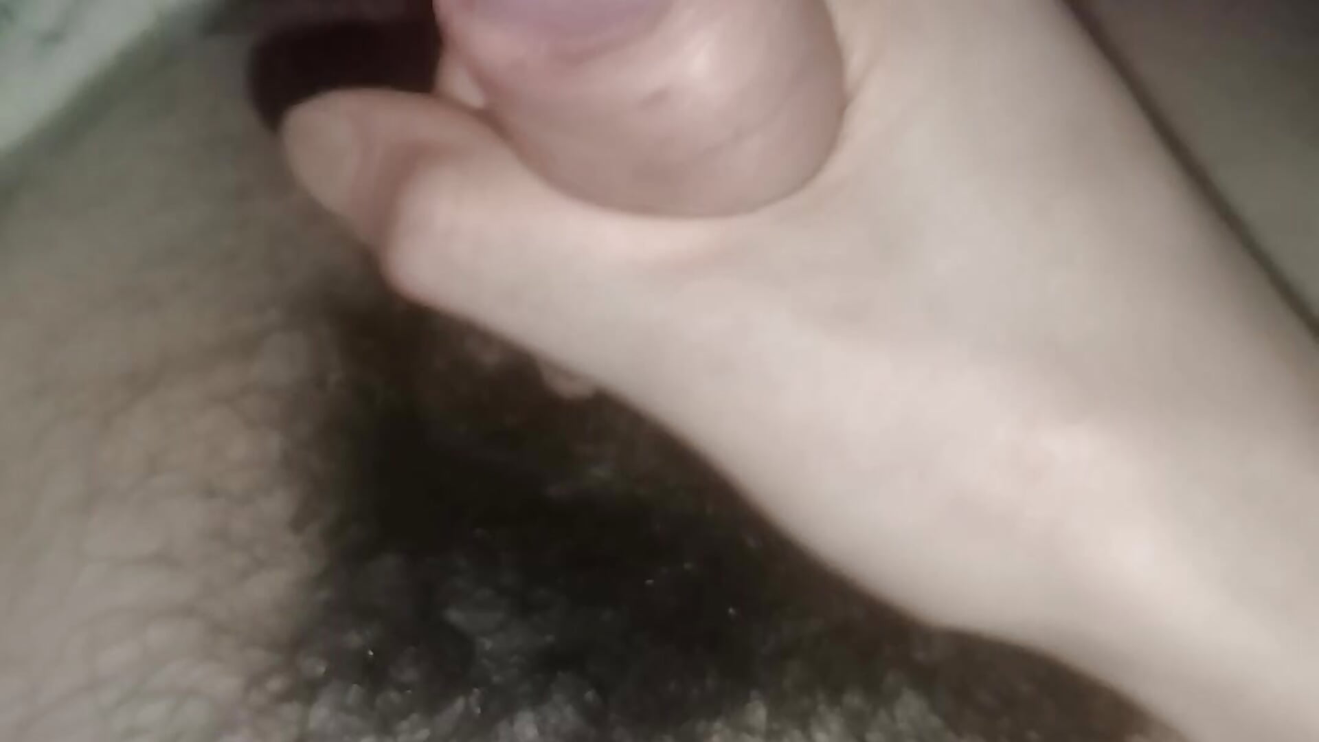 Petite branlette - video by xuii-man cam model