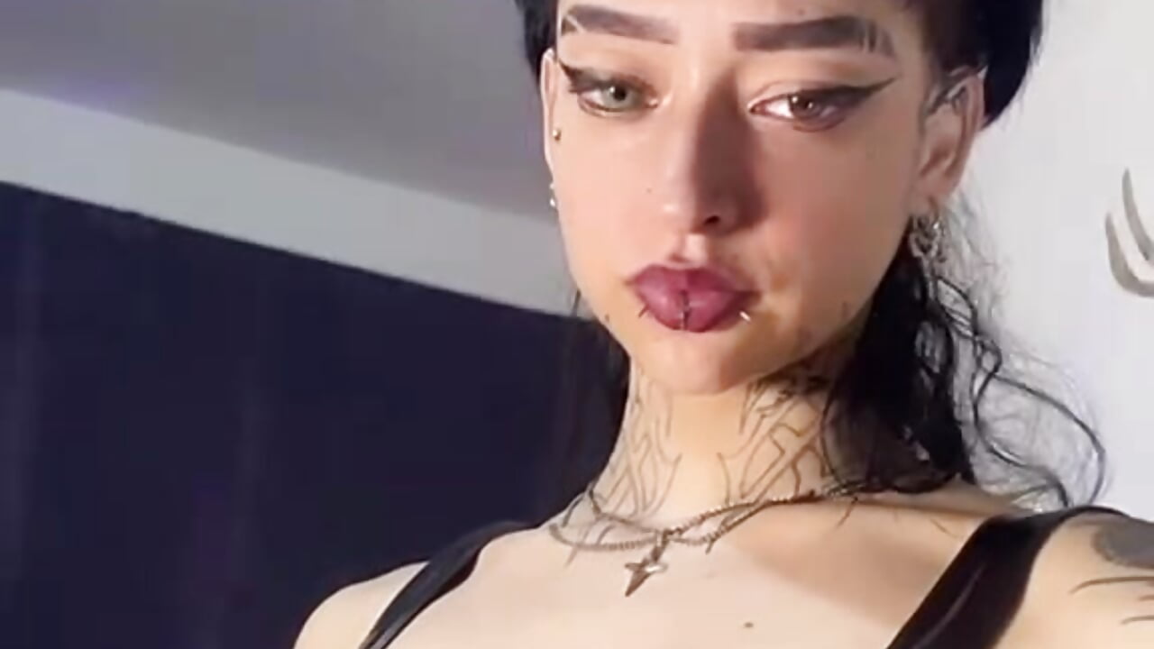 YUMMY－カメラキャストのDakariaHills_の動画