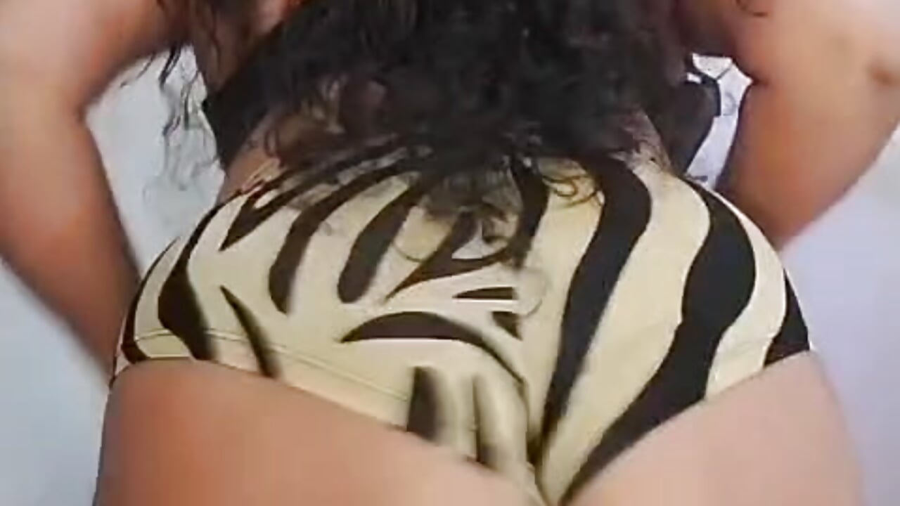 Let me show you how my booty bounces to the beat… only for you, baby 😏 - video by MariamCastiblanco cam model