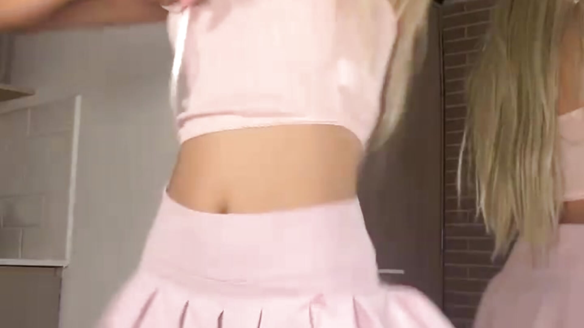 ♥Miau♥ - video by Arinextdoor cam model