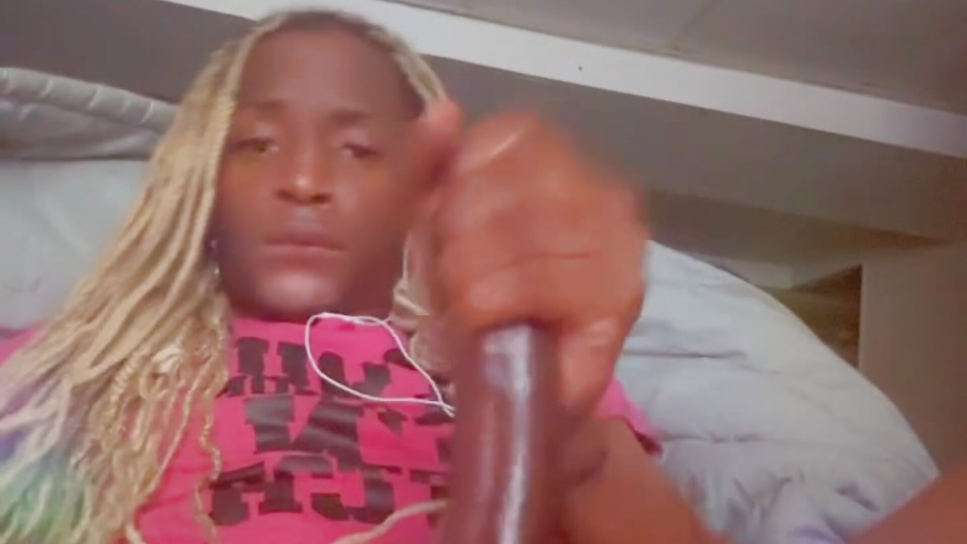 07E54A9F-AE9E-4E68-94DA-4B6BDF73A742 - vídeo de la modelo de cam RegionalBlackboard8