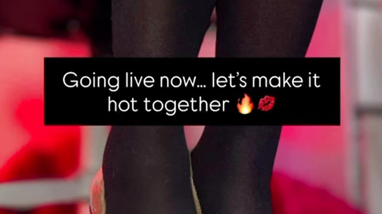 Heels ❤️ - video by Dannaa_Lovs cam model