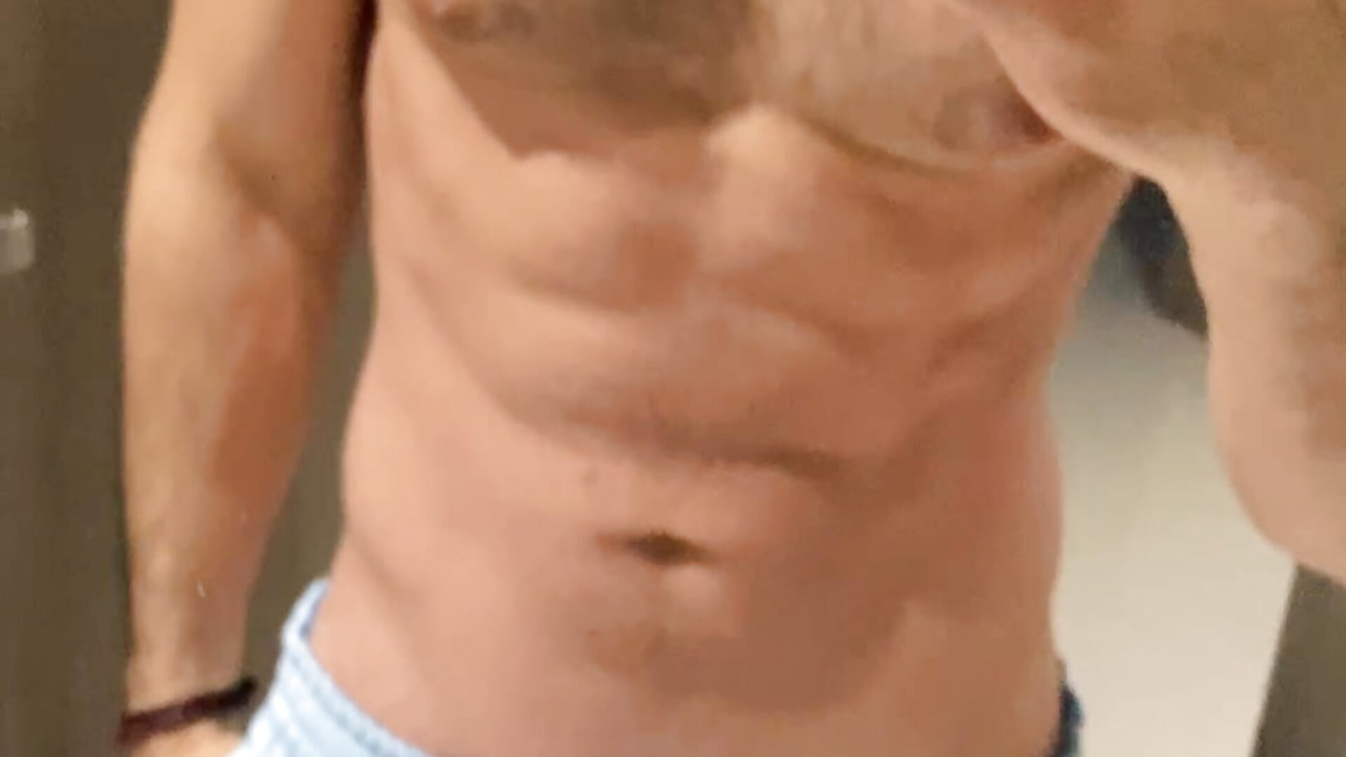 Siempre me despierto alas 3 am con mucha energía - video by ArtCol cam model