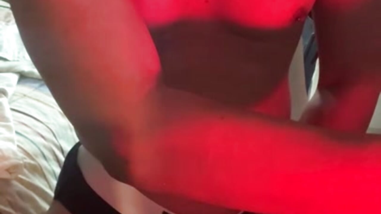 Private Show - 視頻由 pophiboy 主播提供