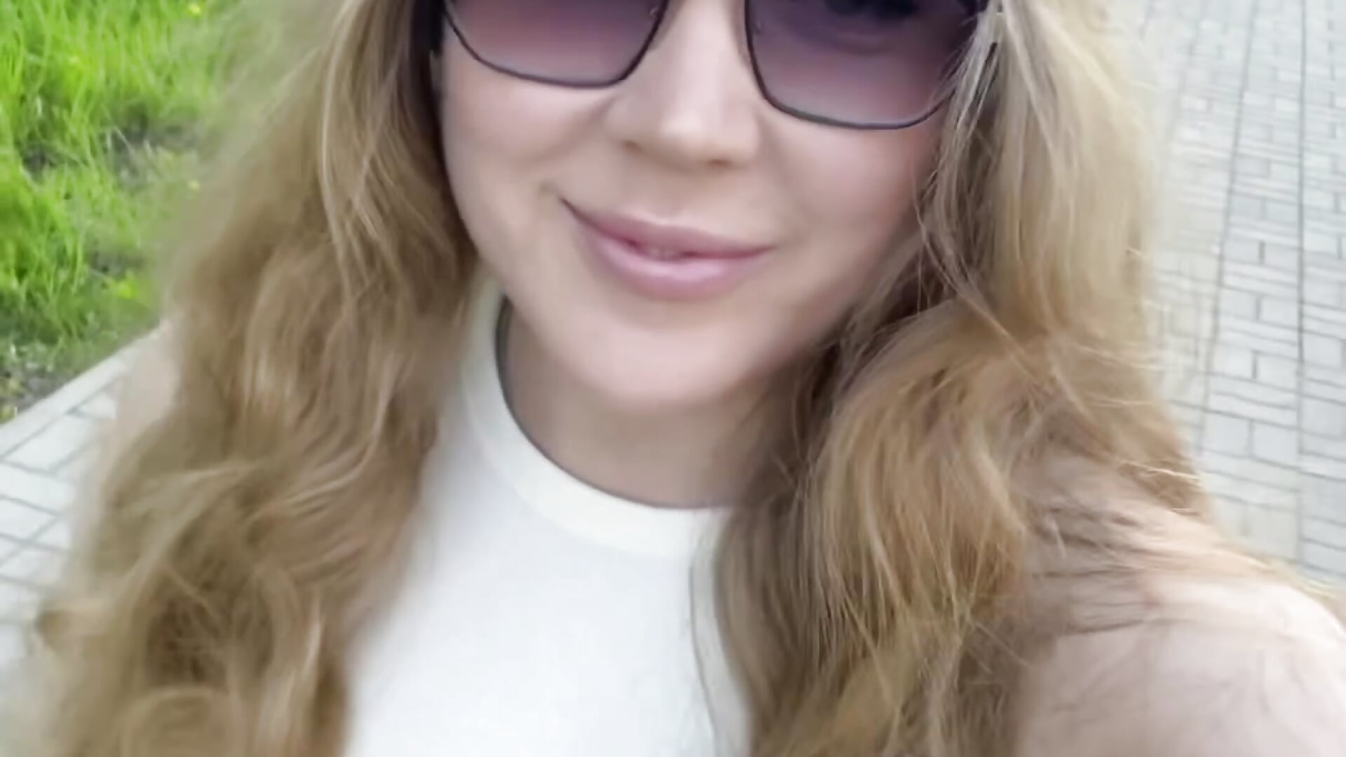 ☀️Hi, I'm already running to you😘 - video di BethSun modella di cam