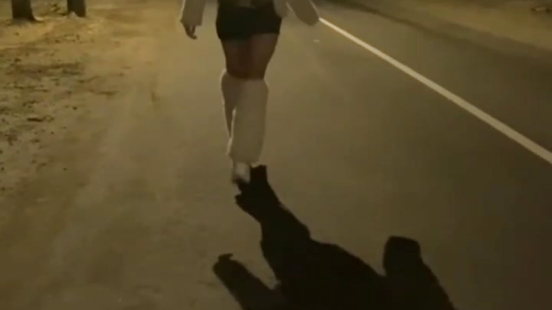 Lunar gait - video by Evelyn_Neal cam model