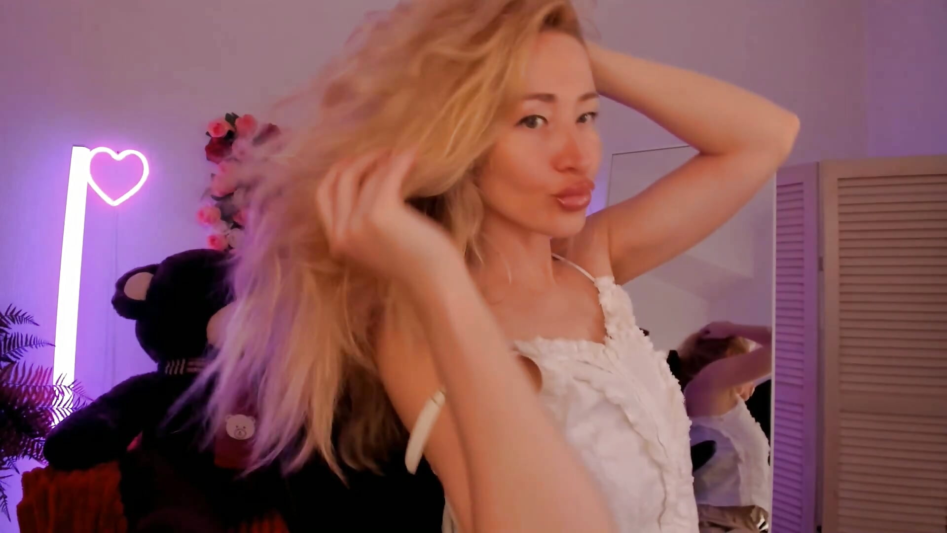 Welcome, everyone! – video af AstraMonroe cam-model
