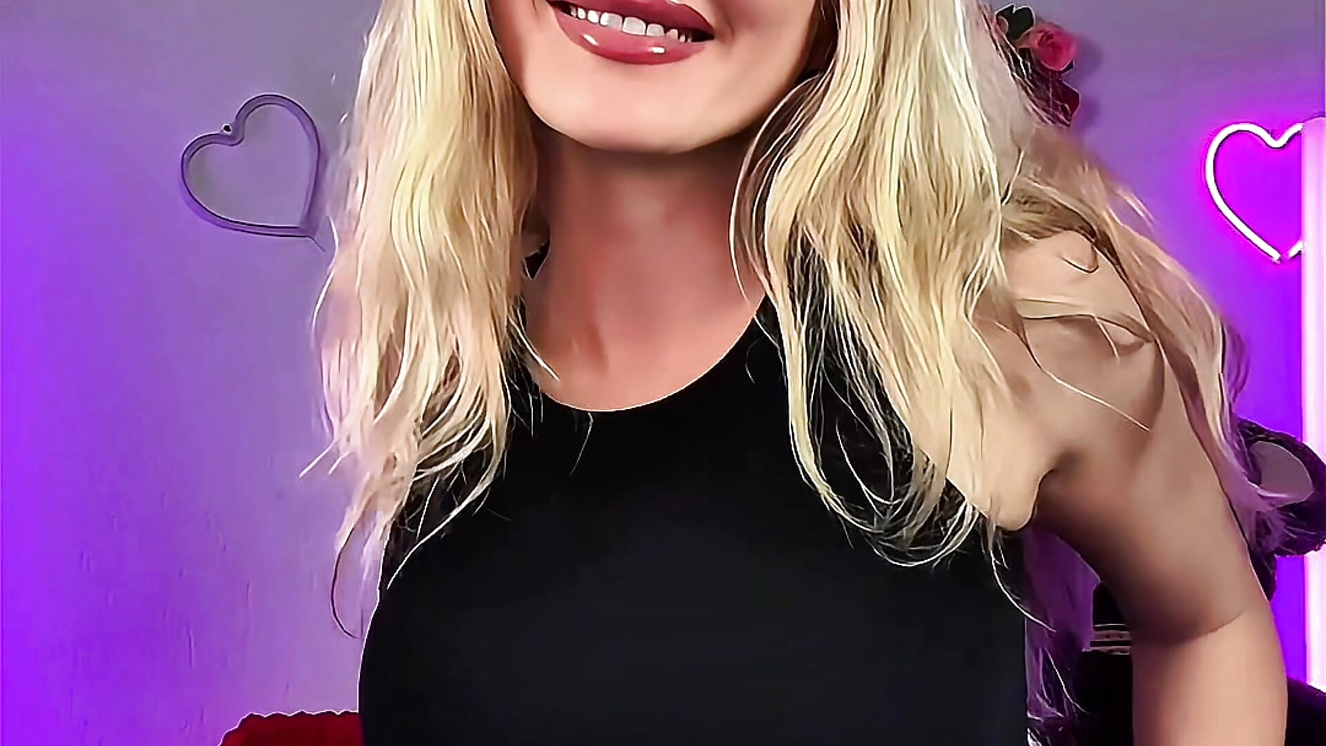 Astra says - vídeo de la modelo de cam AstraMonroe