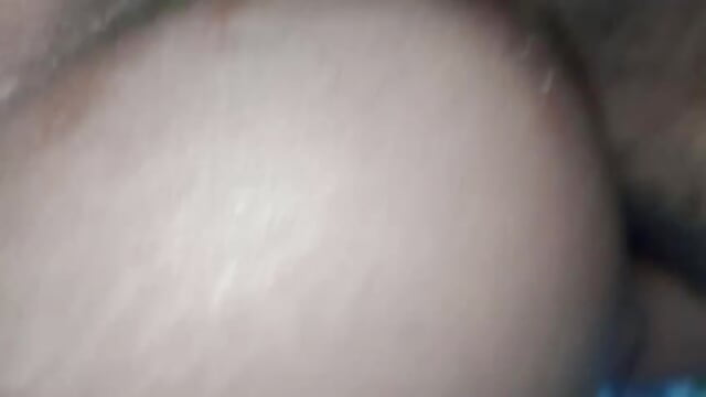 Enfiando o pau na morena - vídeo de Tentacao-maxima modelo de câmara