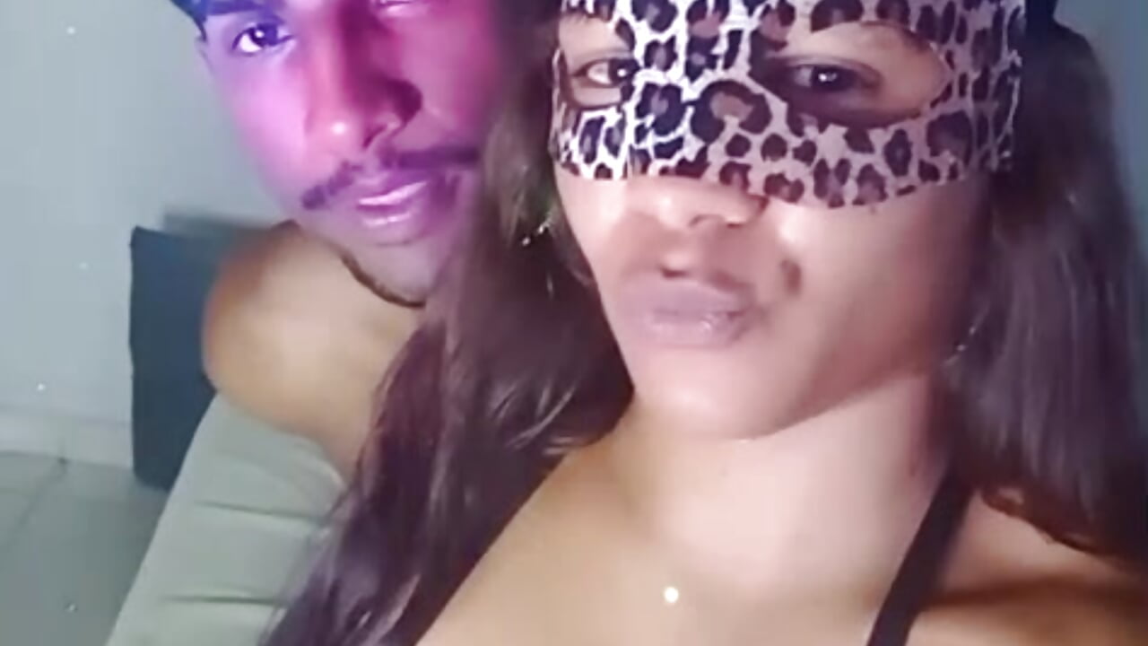 Tigresa  e diamante negro - vídeo de Tentacao-maxima modelo de câmara