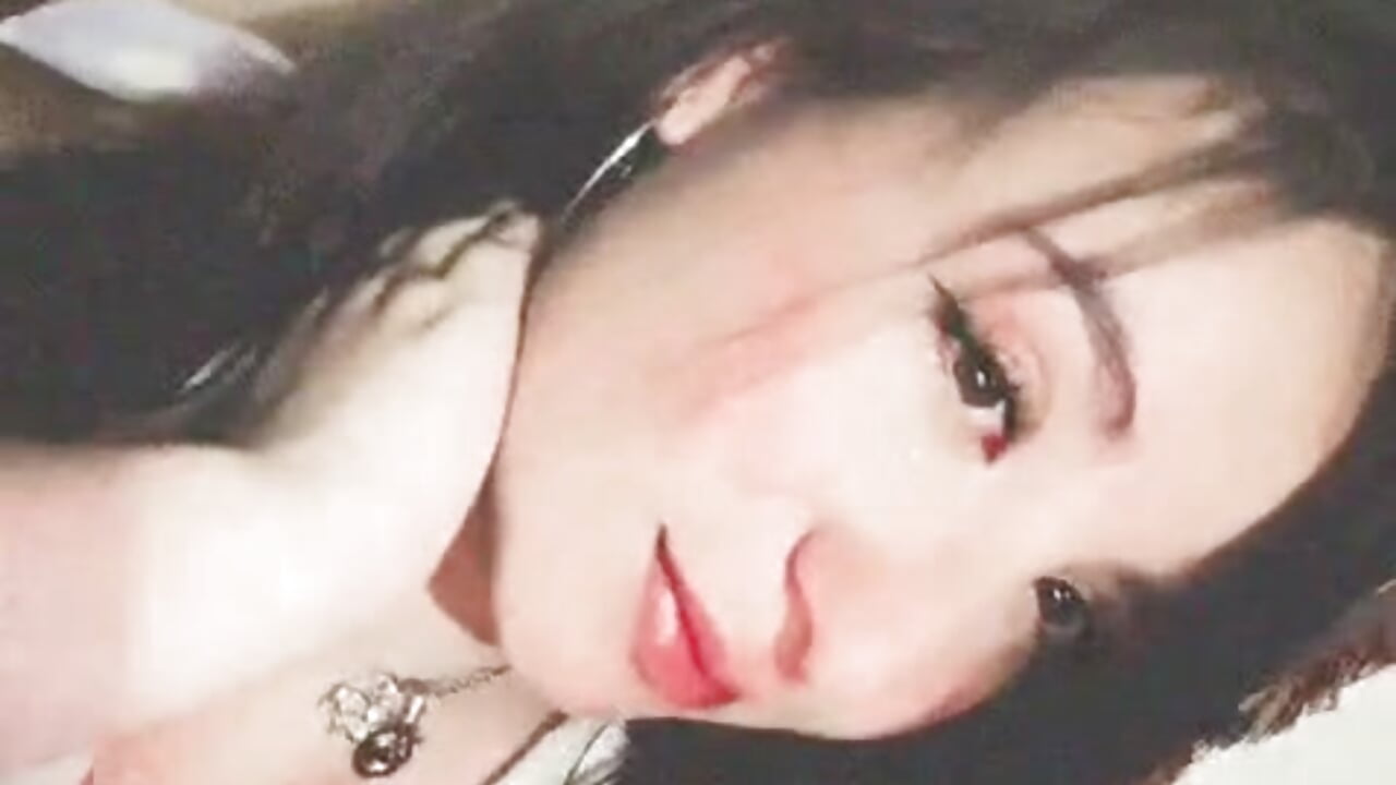 WhatsApp Video 2025-04-01 at 10,38,25 AM - video by mia_778 cam model