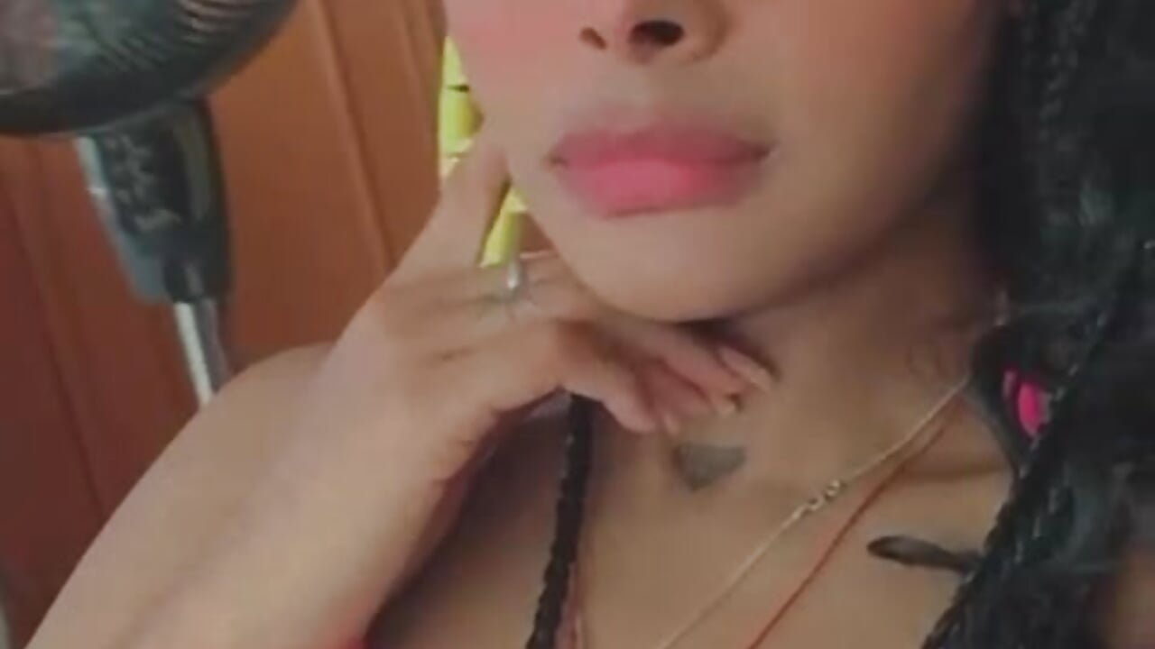 A MOMENT OF RELAX - EmmaEbony_ 캠 모델의 동영상