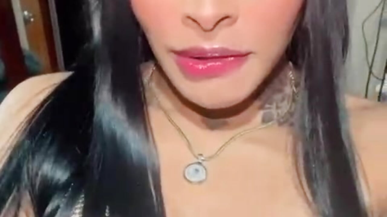 "Show me the secrets that your passion houses." - EmmaEbony_ 캠 모델의 동영상