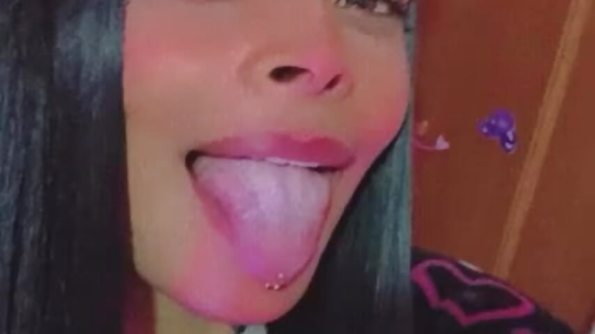 Hey, I'm back to give you pleasure ❤ - video av EmmaEbony_ cam model