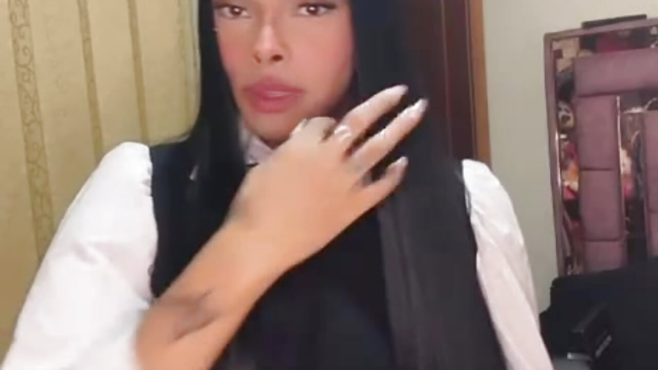 This is not for everyone… 💋 - video oleh EmmaEbony_ kamera model