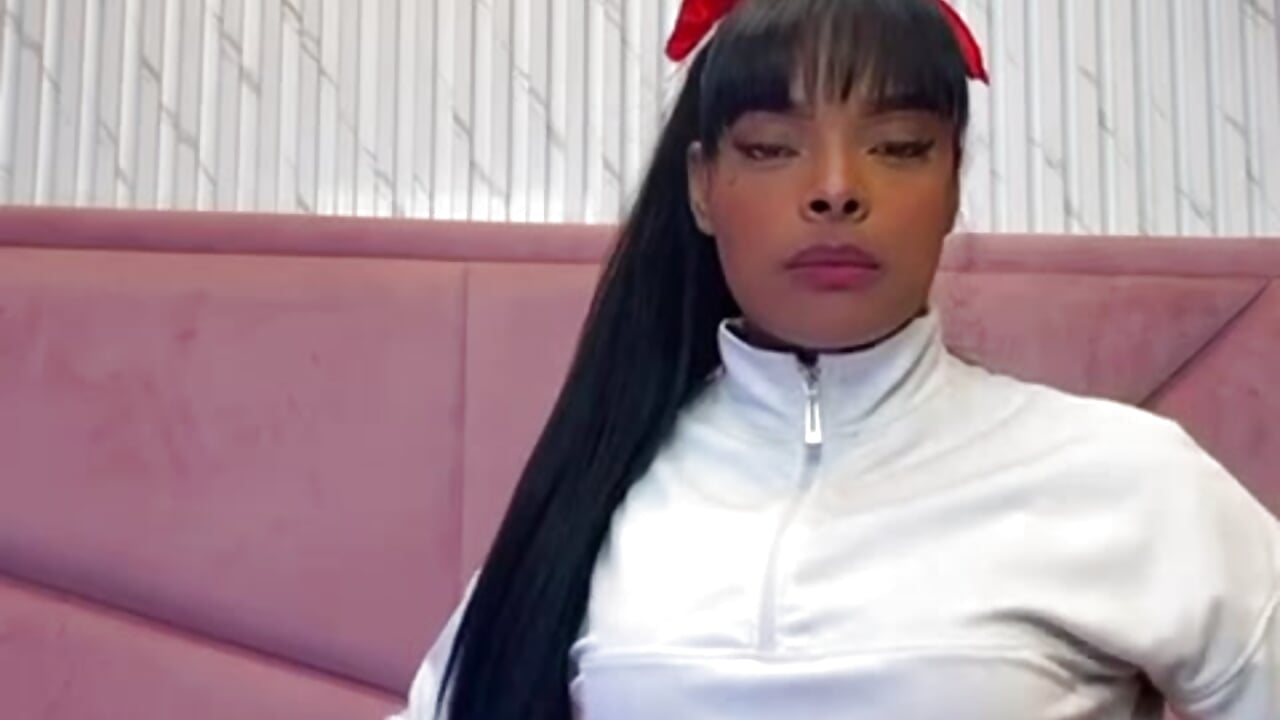 I know my presence is felt.🎀 - clip cu EmmaEbony_ model videochat