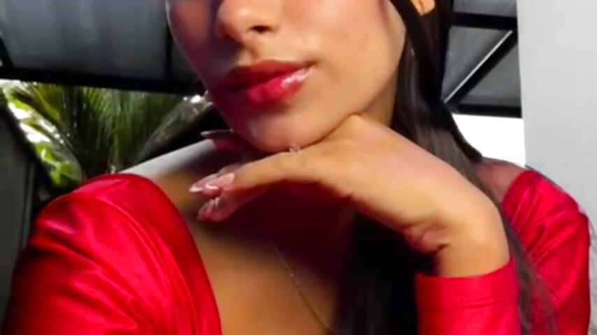 flirtatious 🫣😈 - vídeo de Lorena_Mcfly modelo de câmara