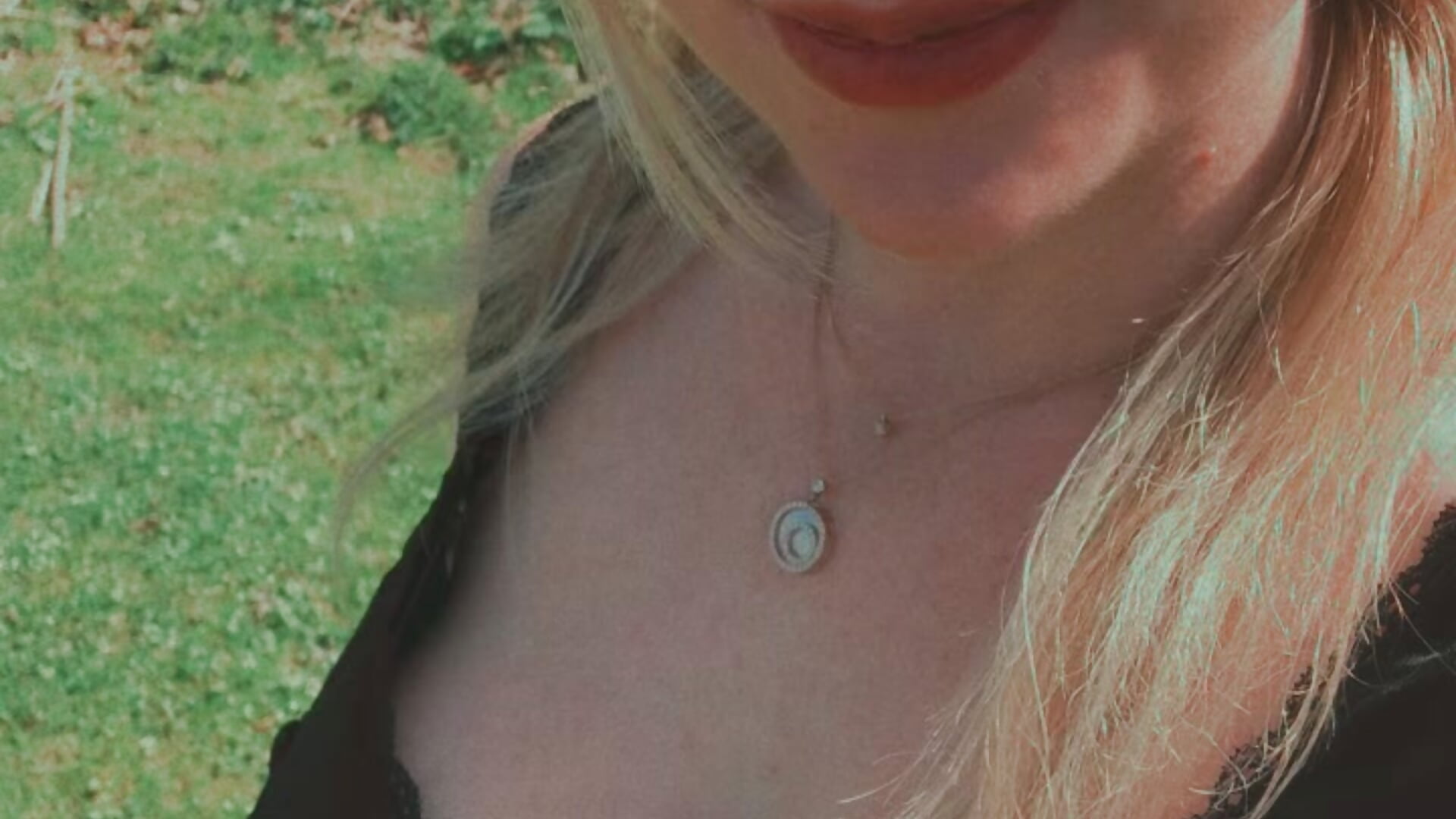 🥰🍒 - video by Isabella_kiko cam model