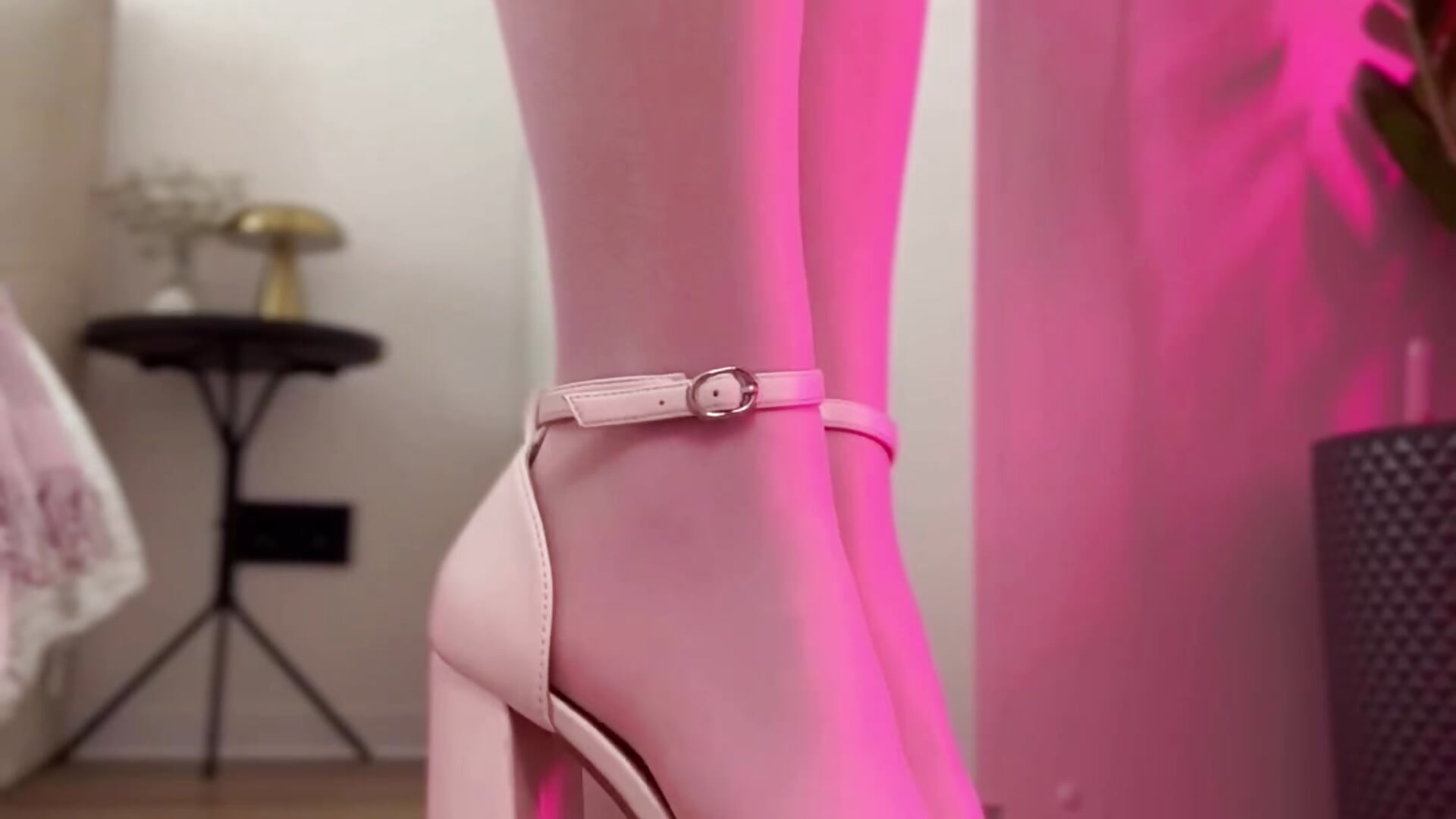 Confidently stepping into a new chapter of my life, today I was so happy to see many friends 💞 - video av no_angelll cam model