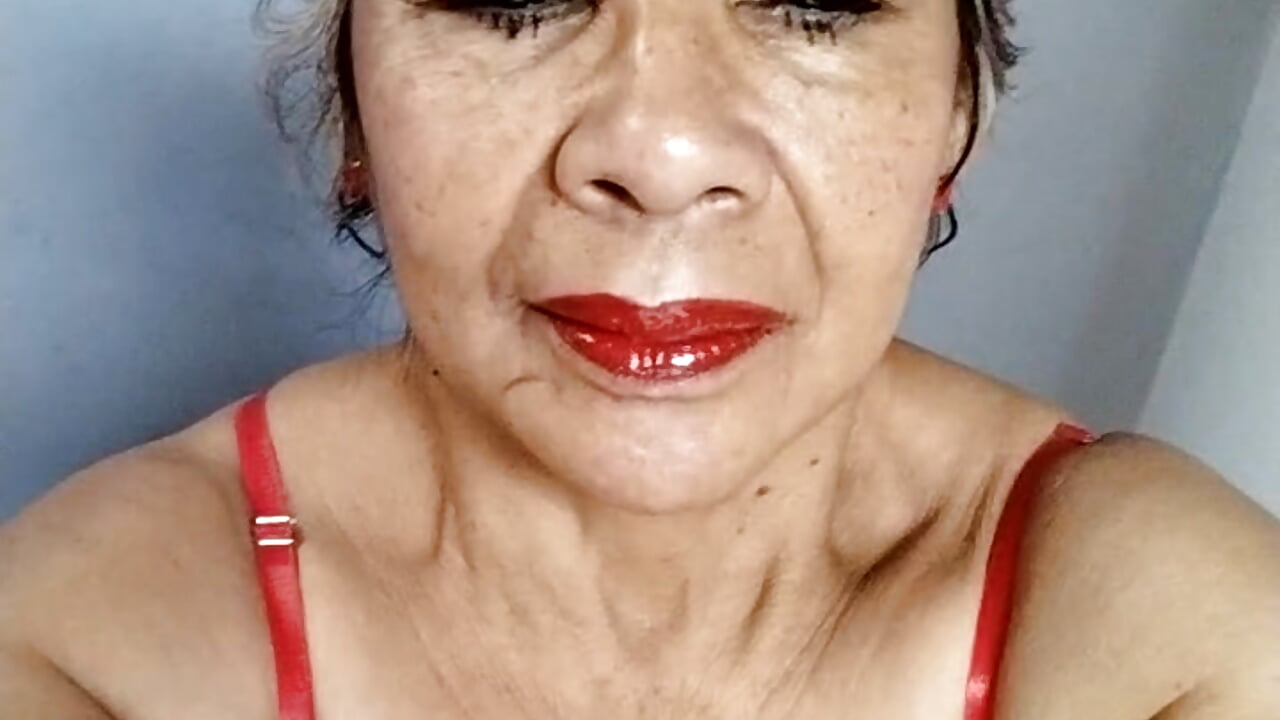 Besos 👄😘 - 視頻由 OliviaMorris1 主播提供
