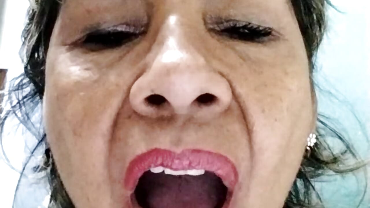 Lengua 👅 y mucha saliva 🥰🥰🥰