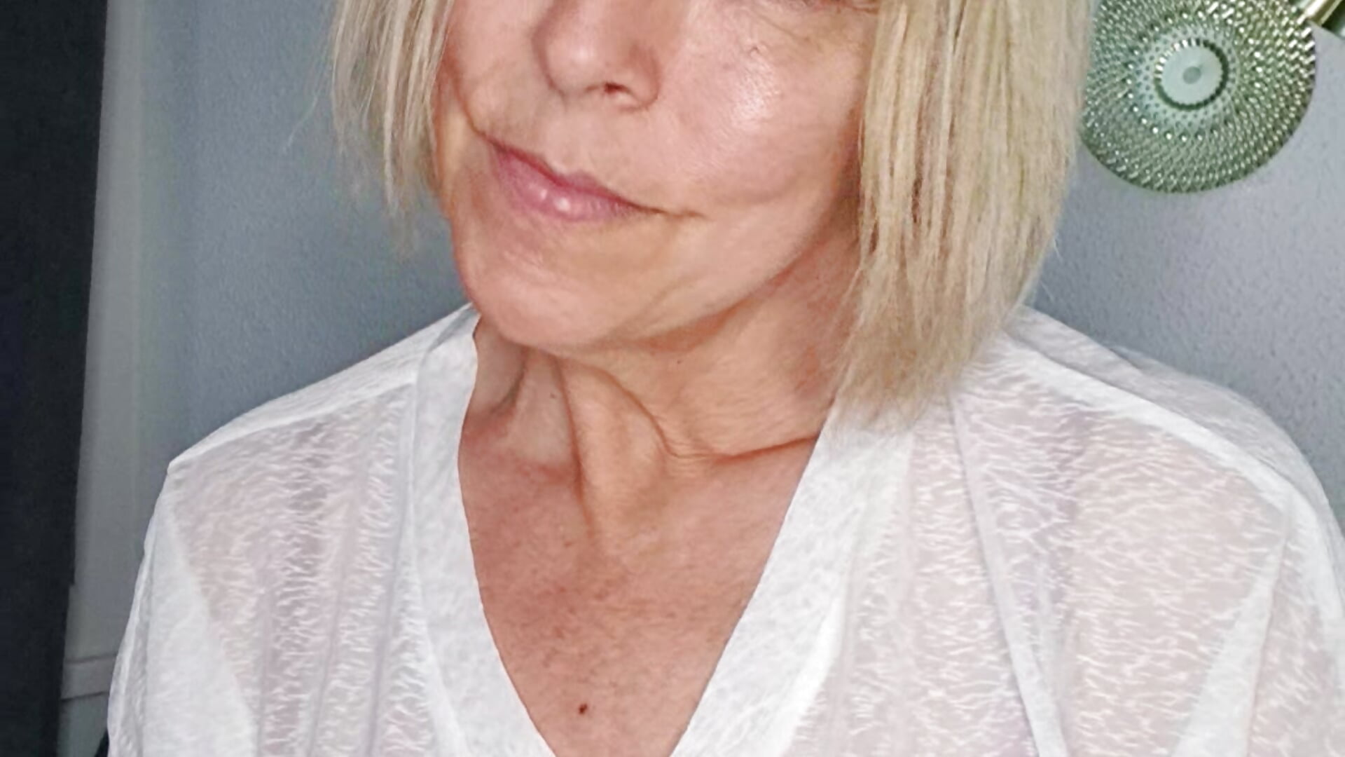 Hello I'm feeling horny - vídeo de NAWTYClassyBritMILF modelo de câmara